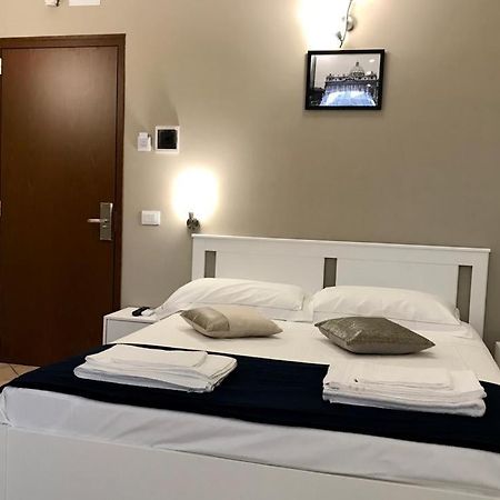 B&B Luminari Рим Екстер'єр фото