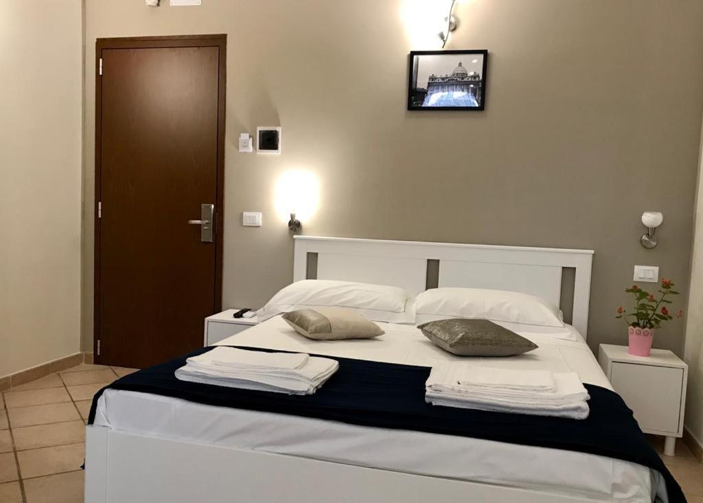 B&B Luminari Рим Екстер'єр фото